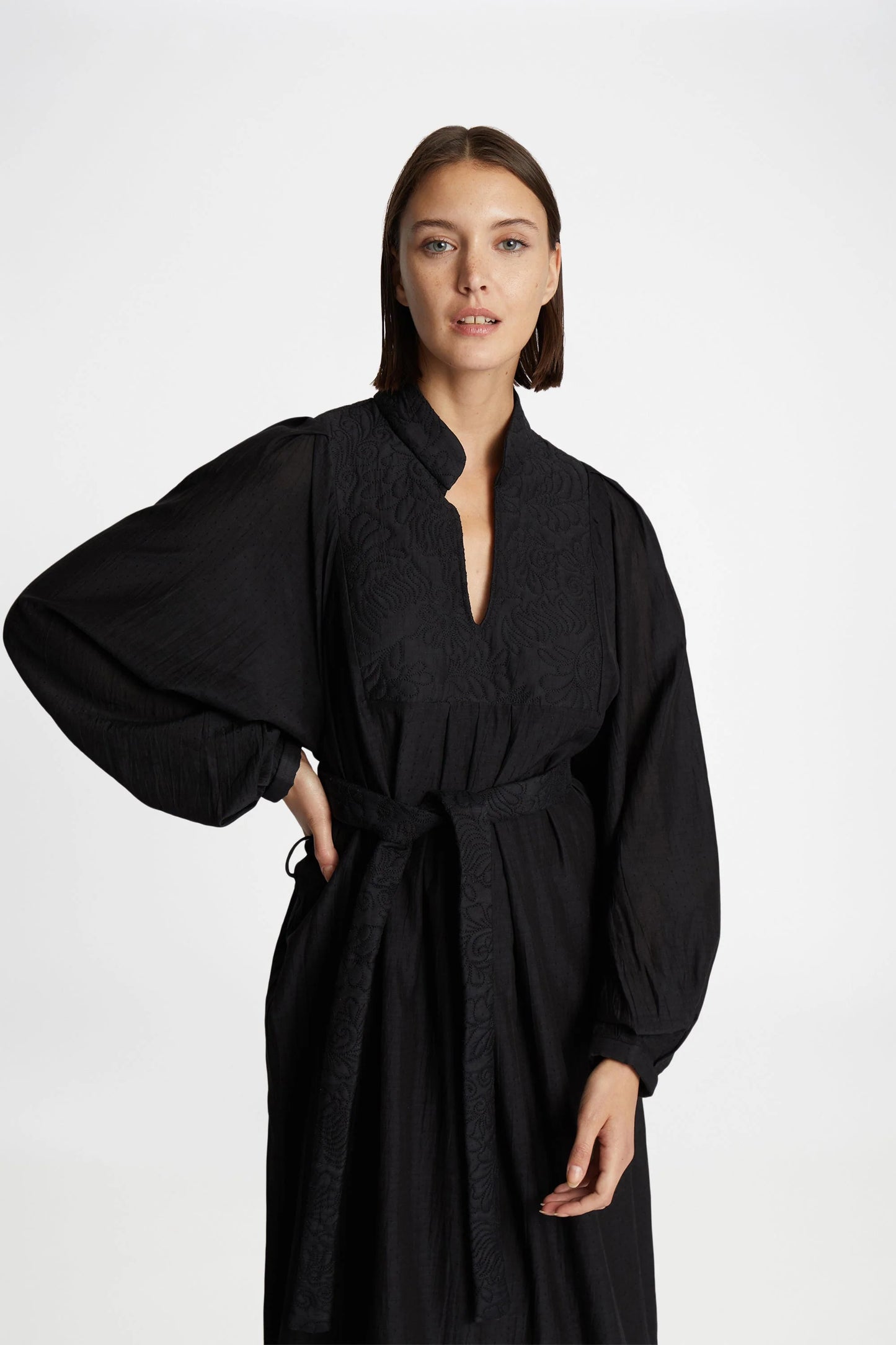 Fonxo Embroided Dress Black