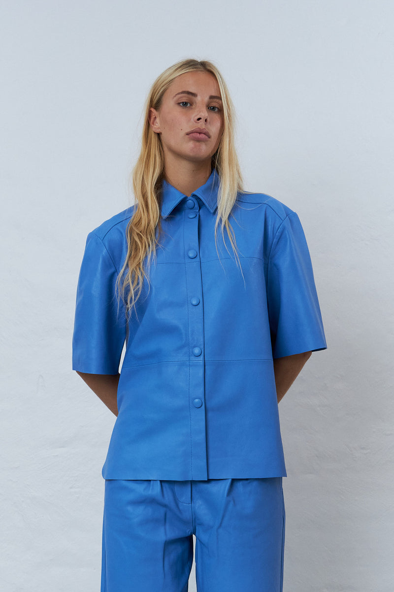 Soft Shortsleeved Leather Shirt Blue Sea