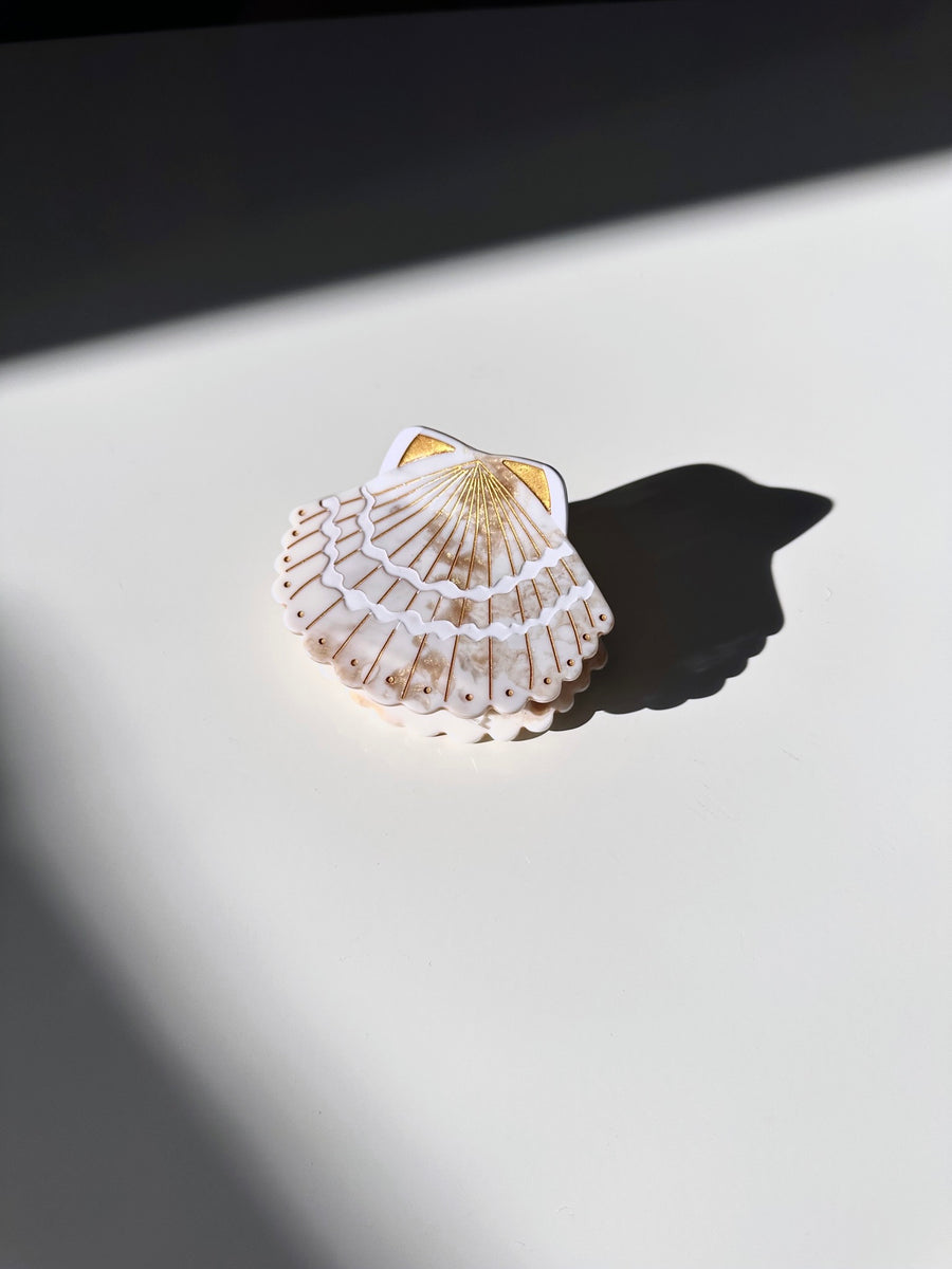 Seashell Claw Hairclip Golden Sand