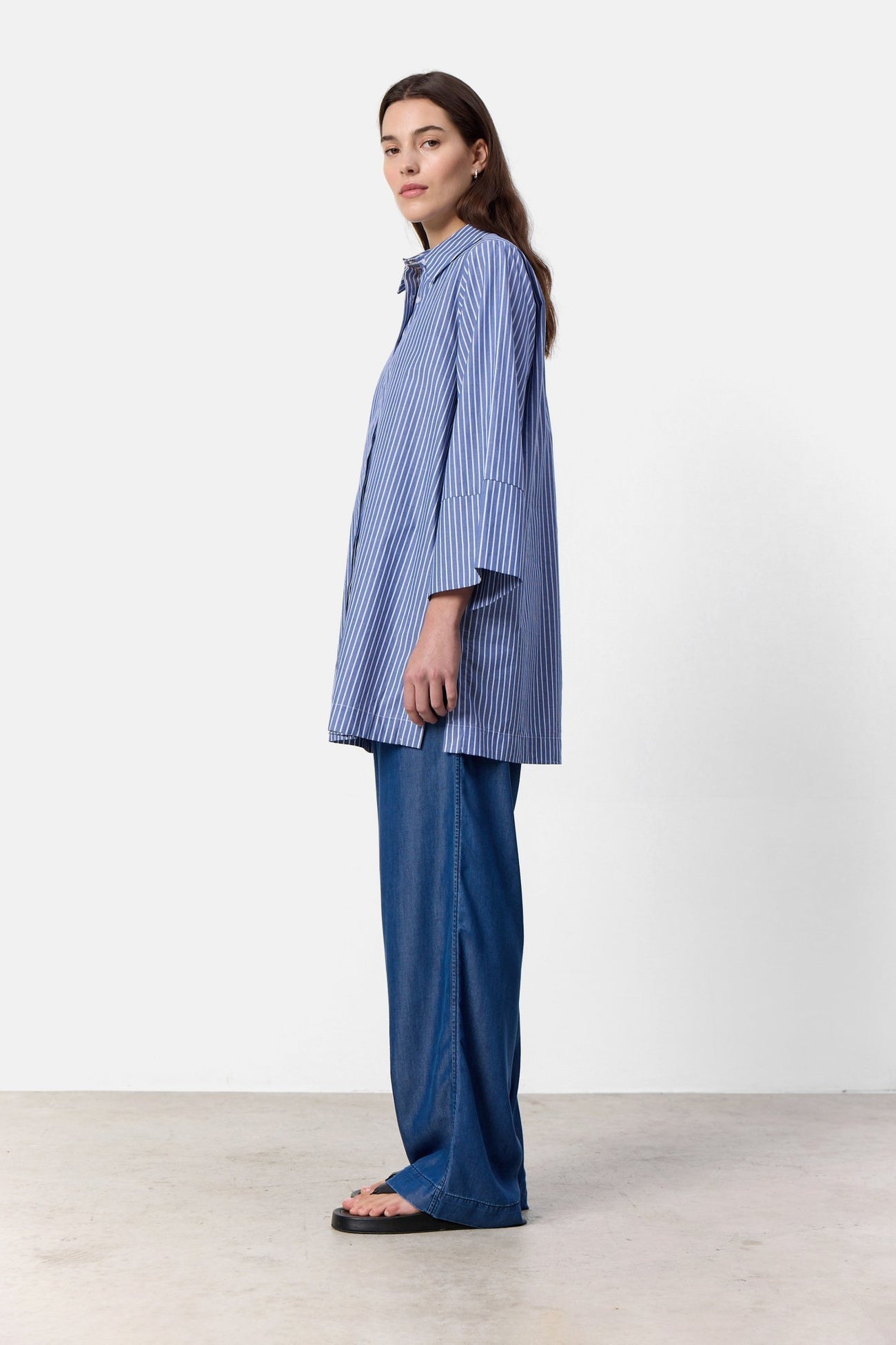 LR-Harlie 2 Long Stripped Shirt Blue