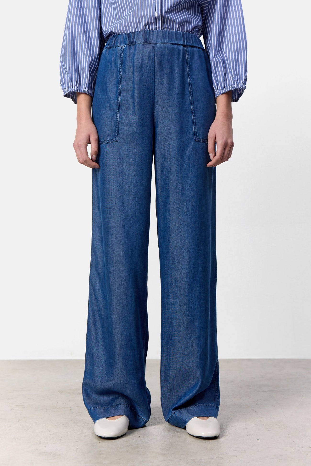 LR-Henri 4 Loose Fitting Trouser Denim Blue